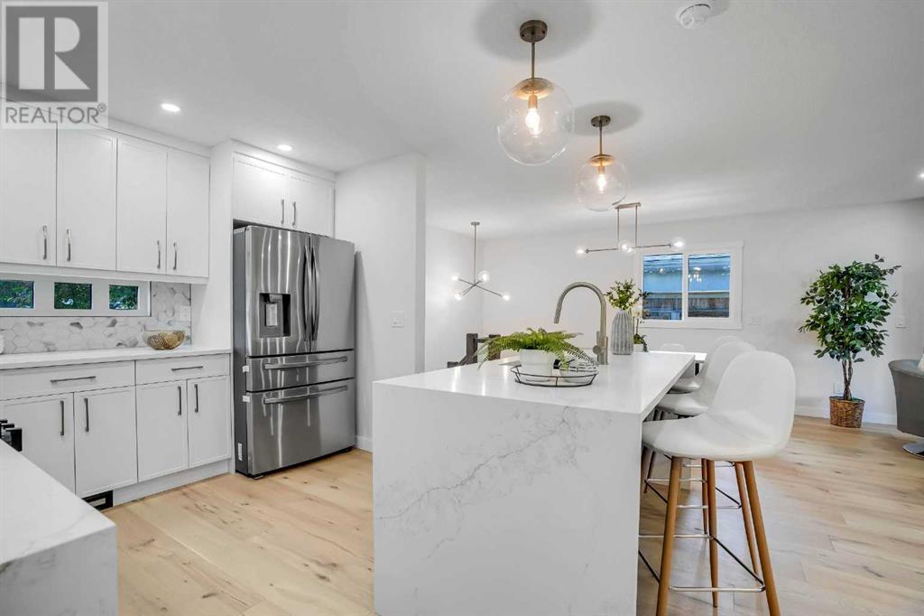 Single Family House Bungalow for Sale in  Hamlet Road SW Haysboro Calgary 