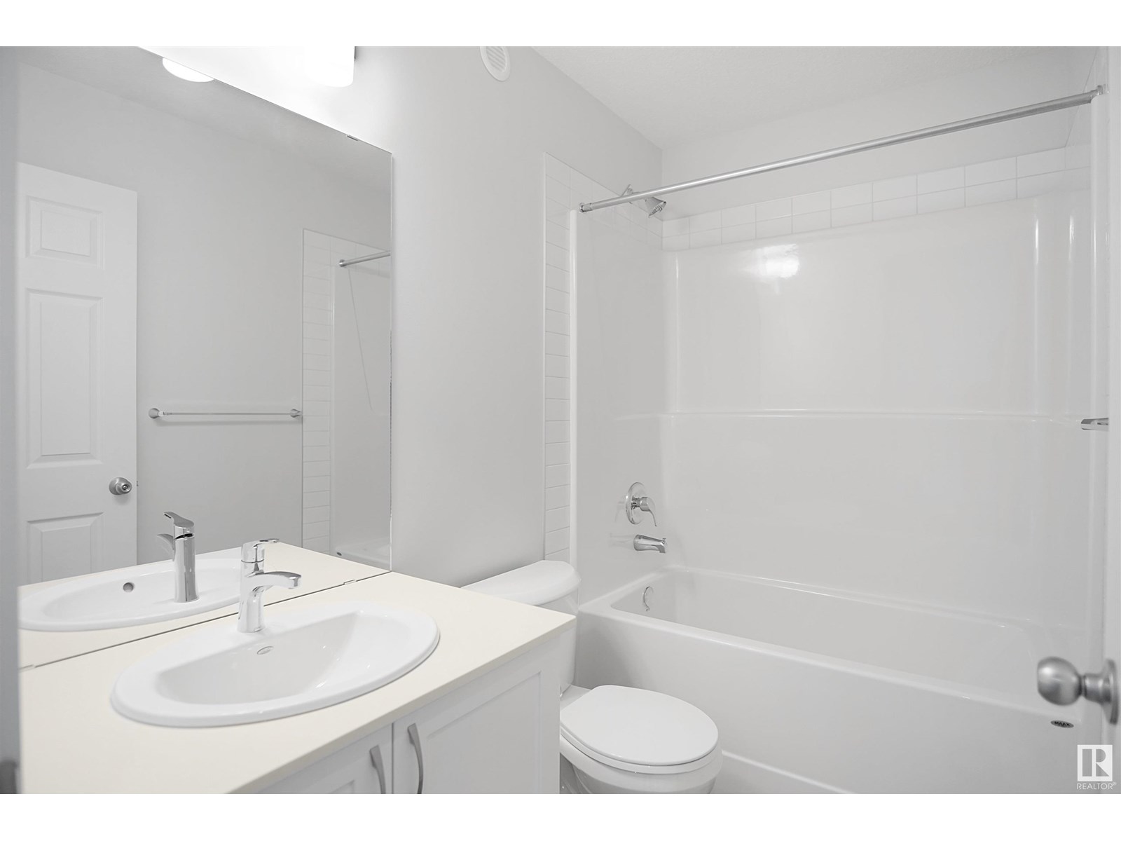 Photo 34 of 20940 16 Av Nw, Edmonton AB