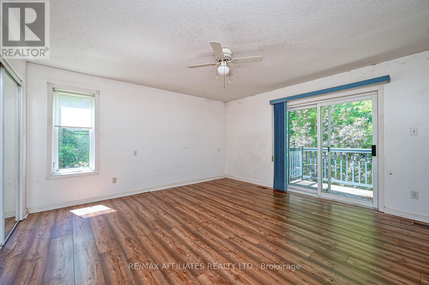 Photo 24 of 122 Church Avenue, Drummond North Elmsley ON
