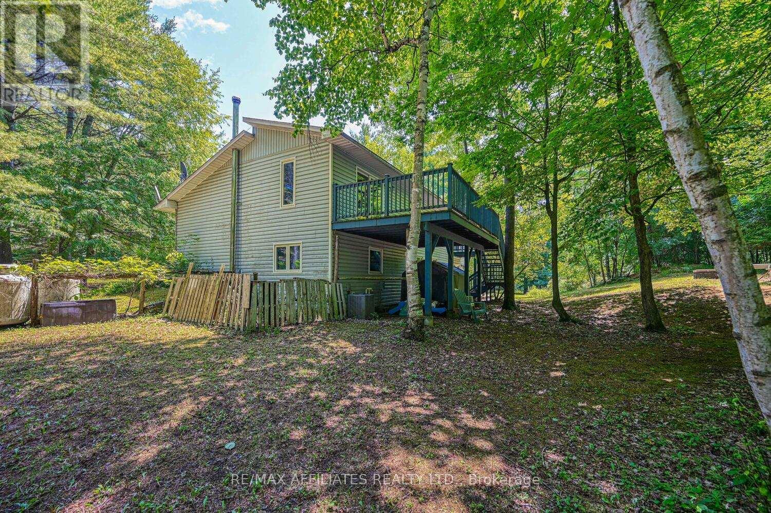 Photo 44 of 122 Church Avenue, Drummond North Elmsley ON