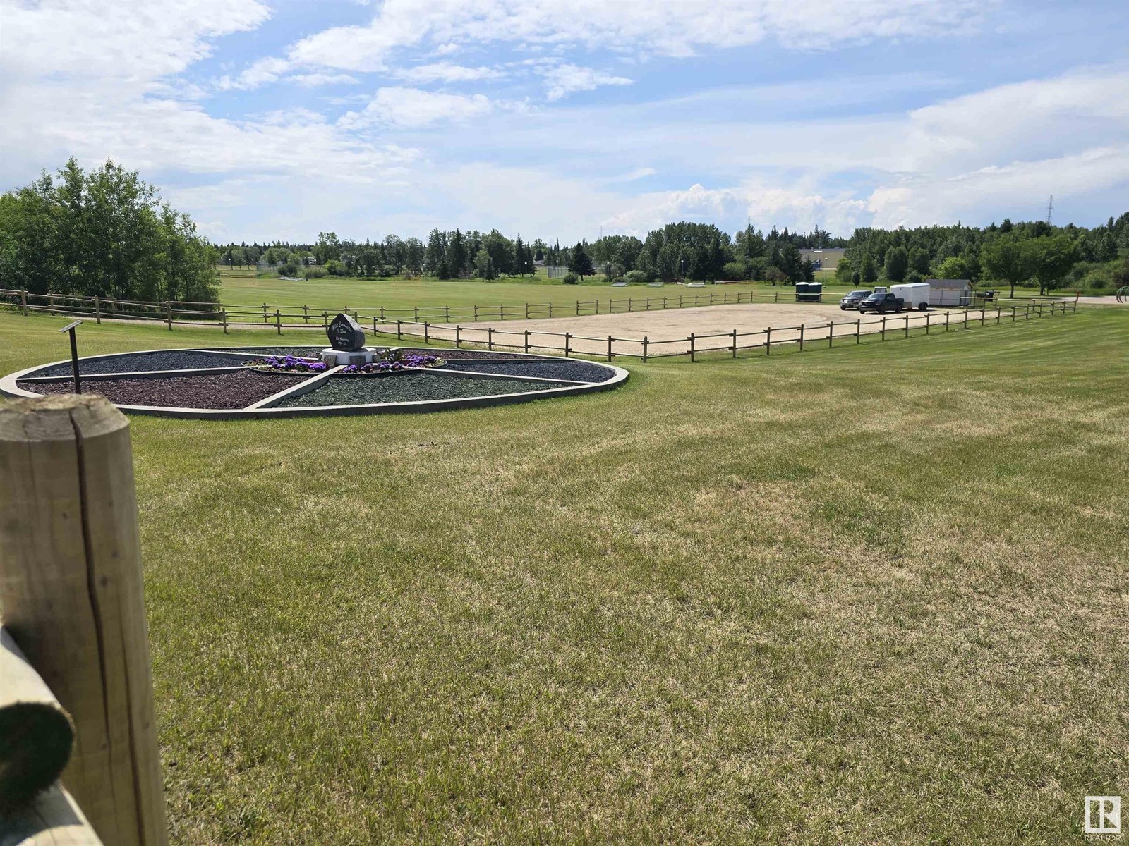Photo 5 of 5152 48 Av, Millet AB