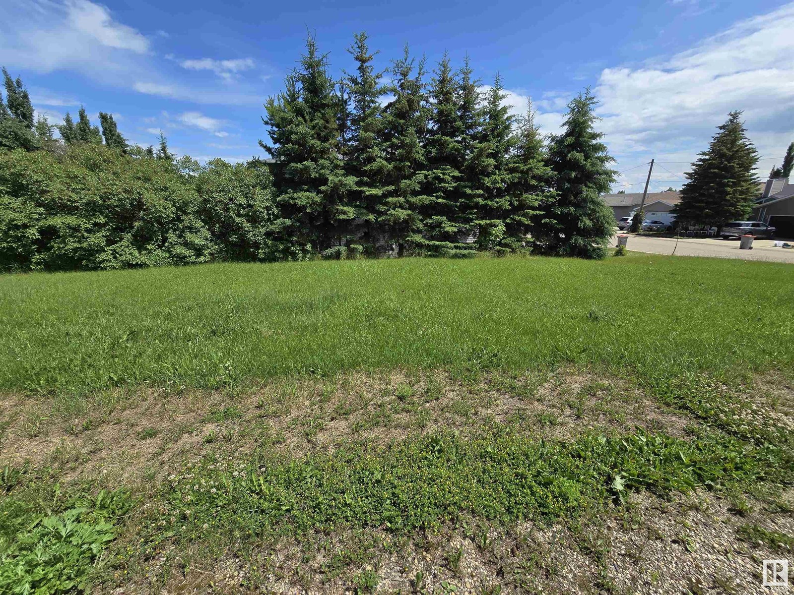 Photo 3 of 5152 48 Av, Millet AB
