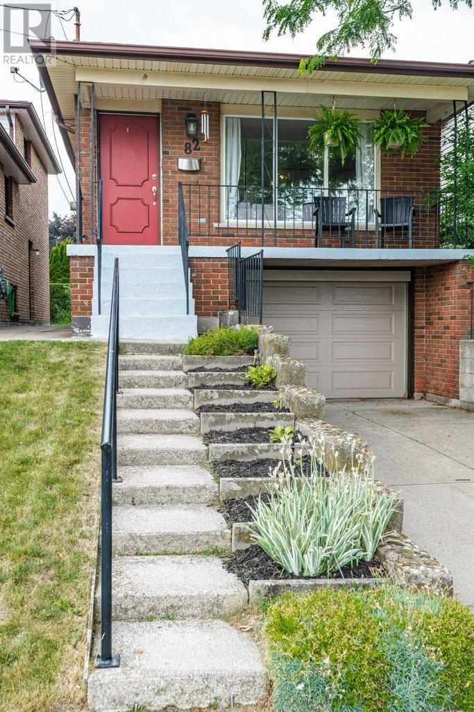Photo 41 of 82 East 36th Street, Hamilton ON