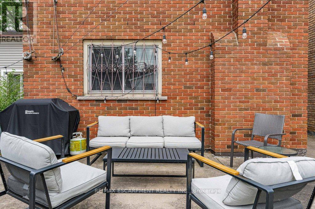 Photo 33 of 82 East 36th Street, Hamilton ON