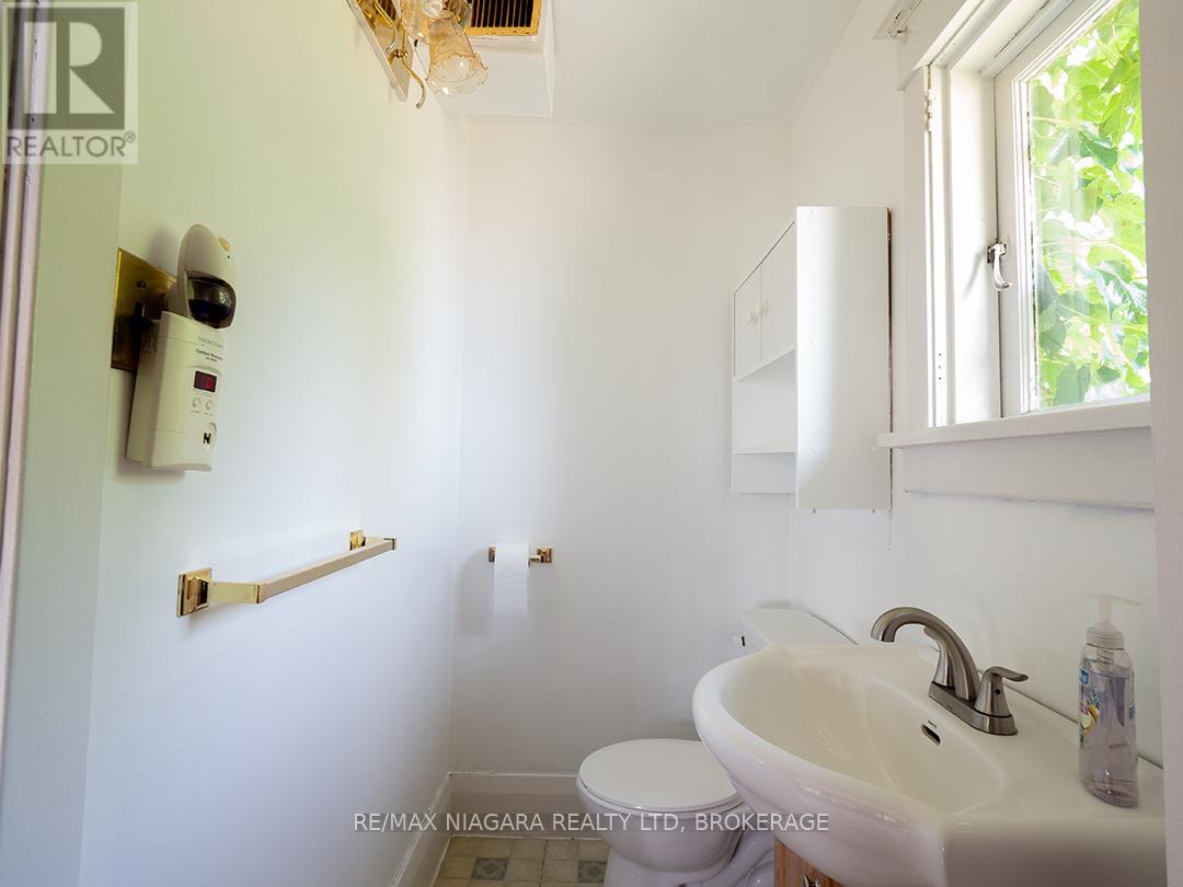 Photo 6 of 12851 Old Lakeshore Road E, Wainfleet ON