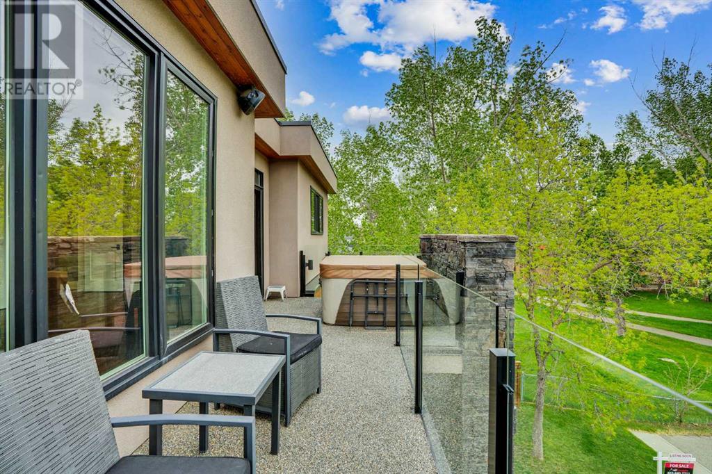 Single Family House for Sale in  Montgomery Avenue NW Montgomery Calgary 