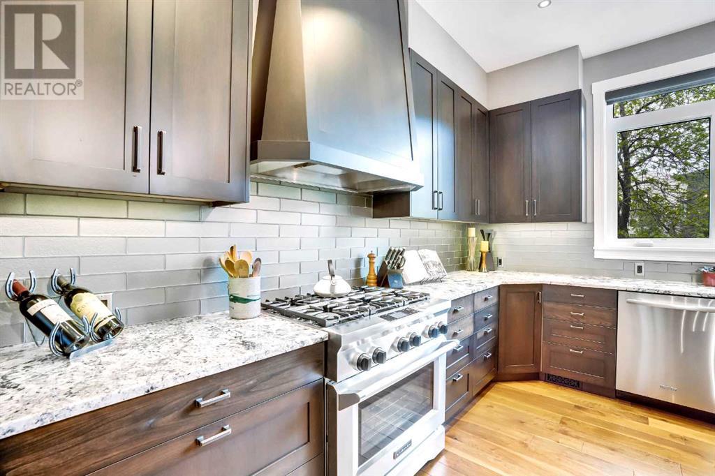 Single Family House for Sale in  Montgomery Avenue NW Montgomery Calgary 