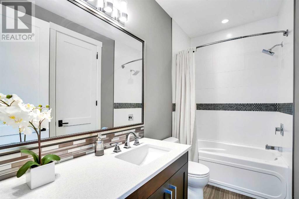 Single Family House for Sale in  Montgomery Avenue NW Montgomery Calgary 