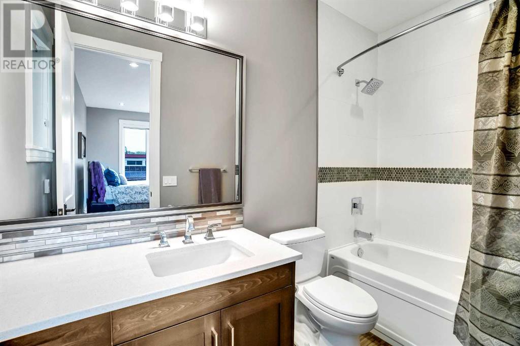 Single Family House for Sale in  Montgomery Avenue NW Montgomery Calgary 
