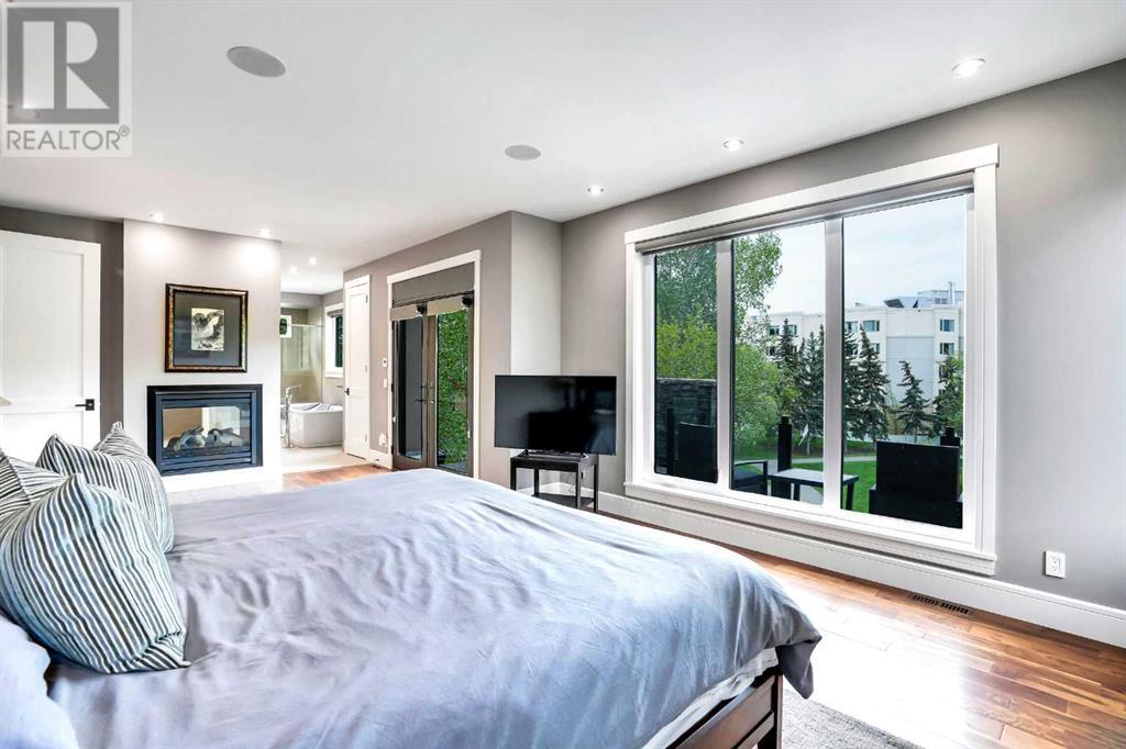Single Family House for Sale in  Montgomery Avenue NW Montgomery Calgary 