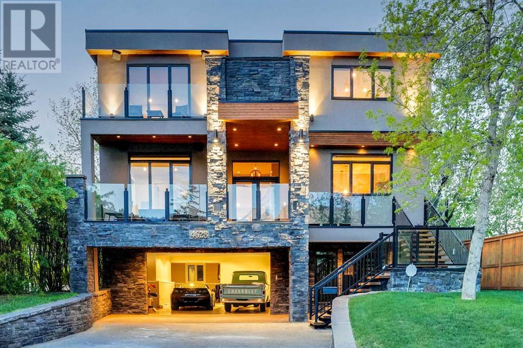 Single Family House for Sale in  Montgomery Avenue NW Montgomery Calgary 