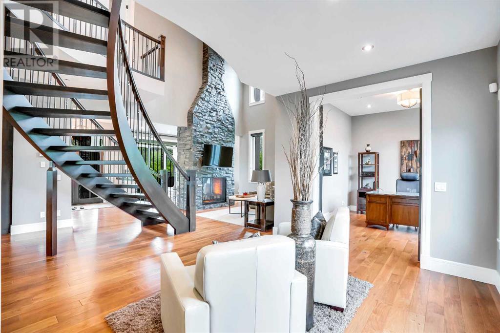 Single Family House for Sale in  Montgomery Avenue NW Montgomery Calgary 