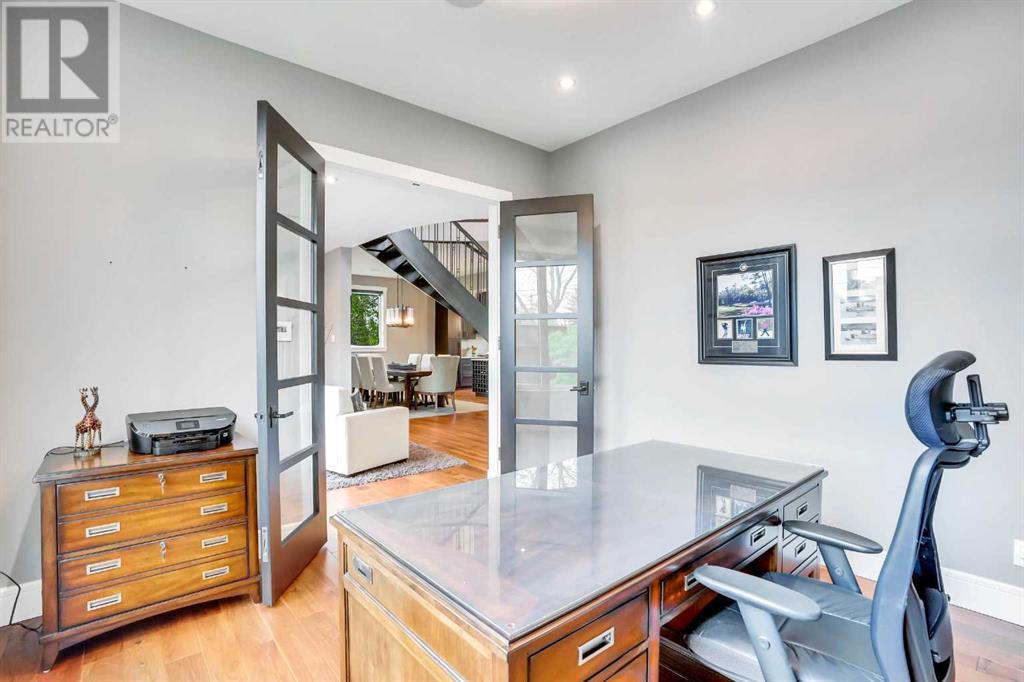 Single Family House for Sale in  Montgomery Avenue NW Montgomery Calgary 