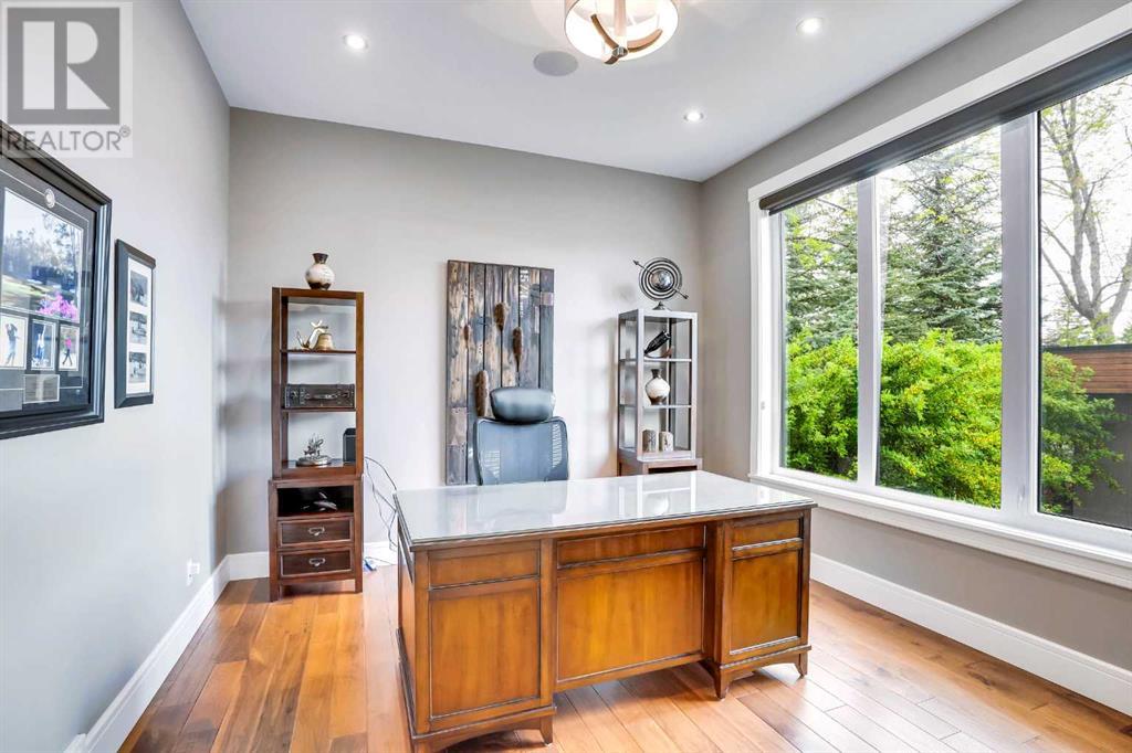 Single Family House for Sale in  Montgomery Avenue NW Montgomery Calgary 