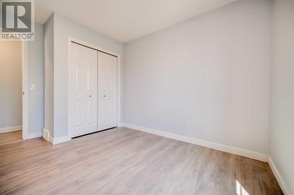 Single Family House for Sale in  Bridlemeadows Manor SW Bridlewood Calgary 
