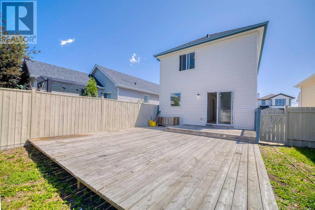 Single Family House for Sale in  Bridlemeadows Manor SW Bridlewood Calgary 
