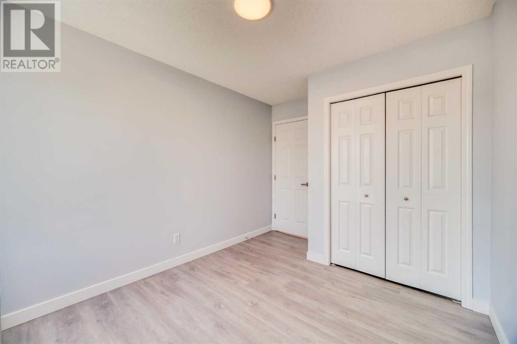 Single Family House for Sale in  Bridlemeadows Manor SW Bridlewood Calgary 