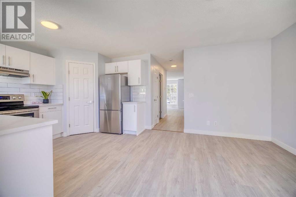 Single Family House for Sale in  Bridlemeadows Manor SW Bridlewood Calgary 