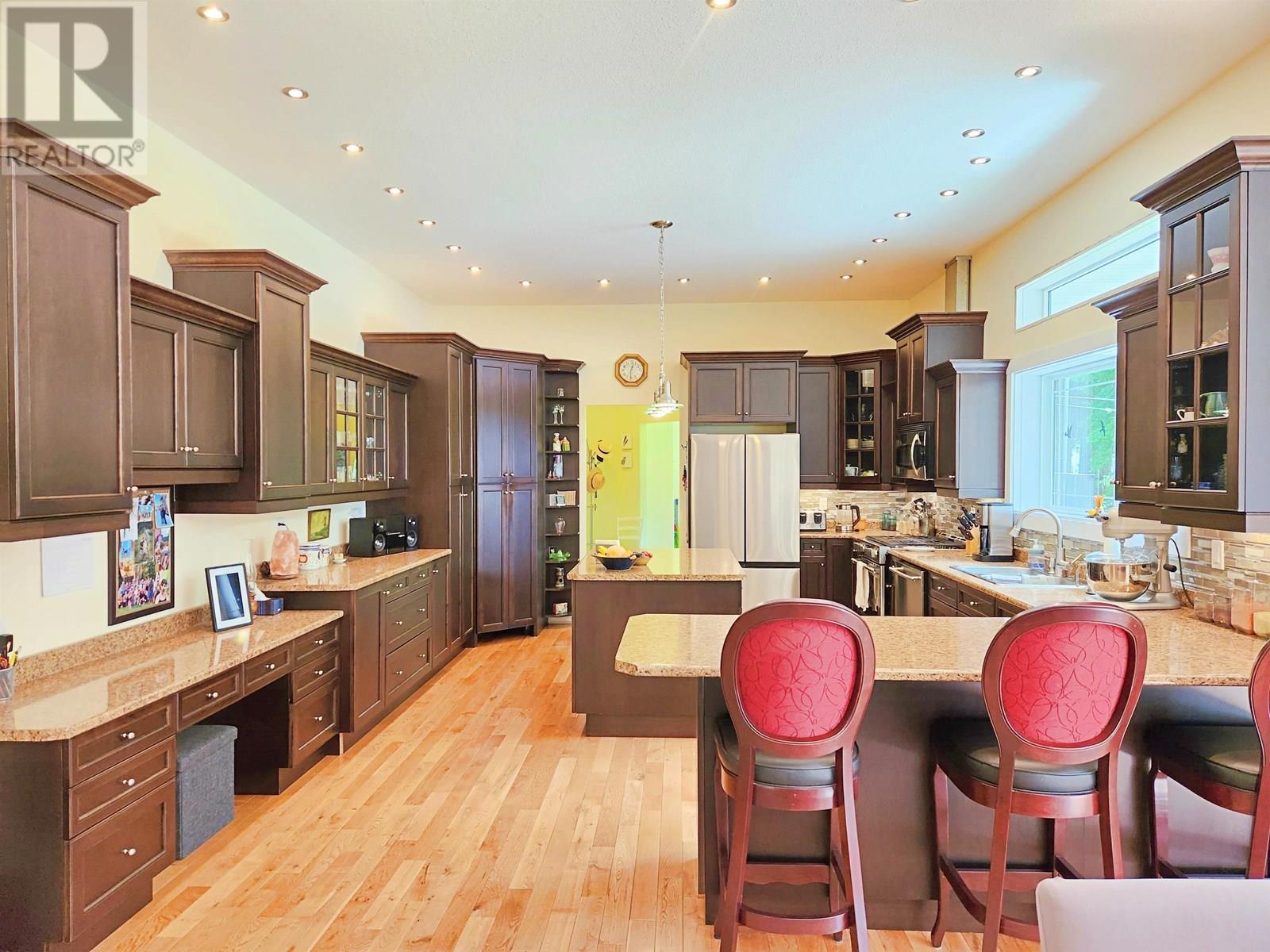 4762 CAROLYN ROAD, Quesnel