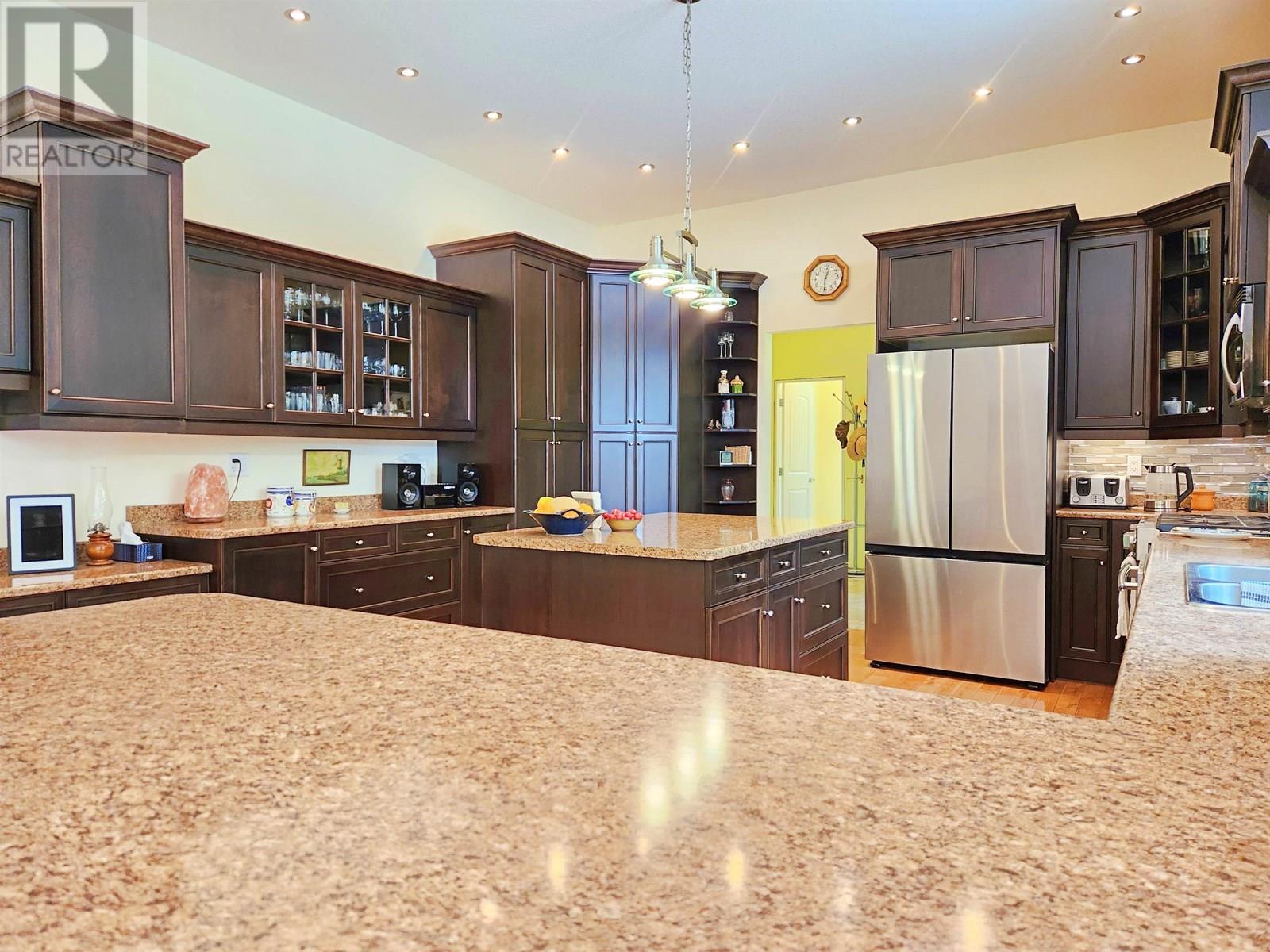 4762 CAROLYN ROAD, Quesnel