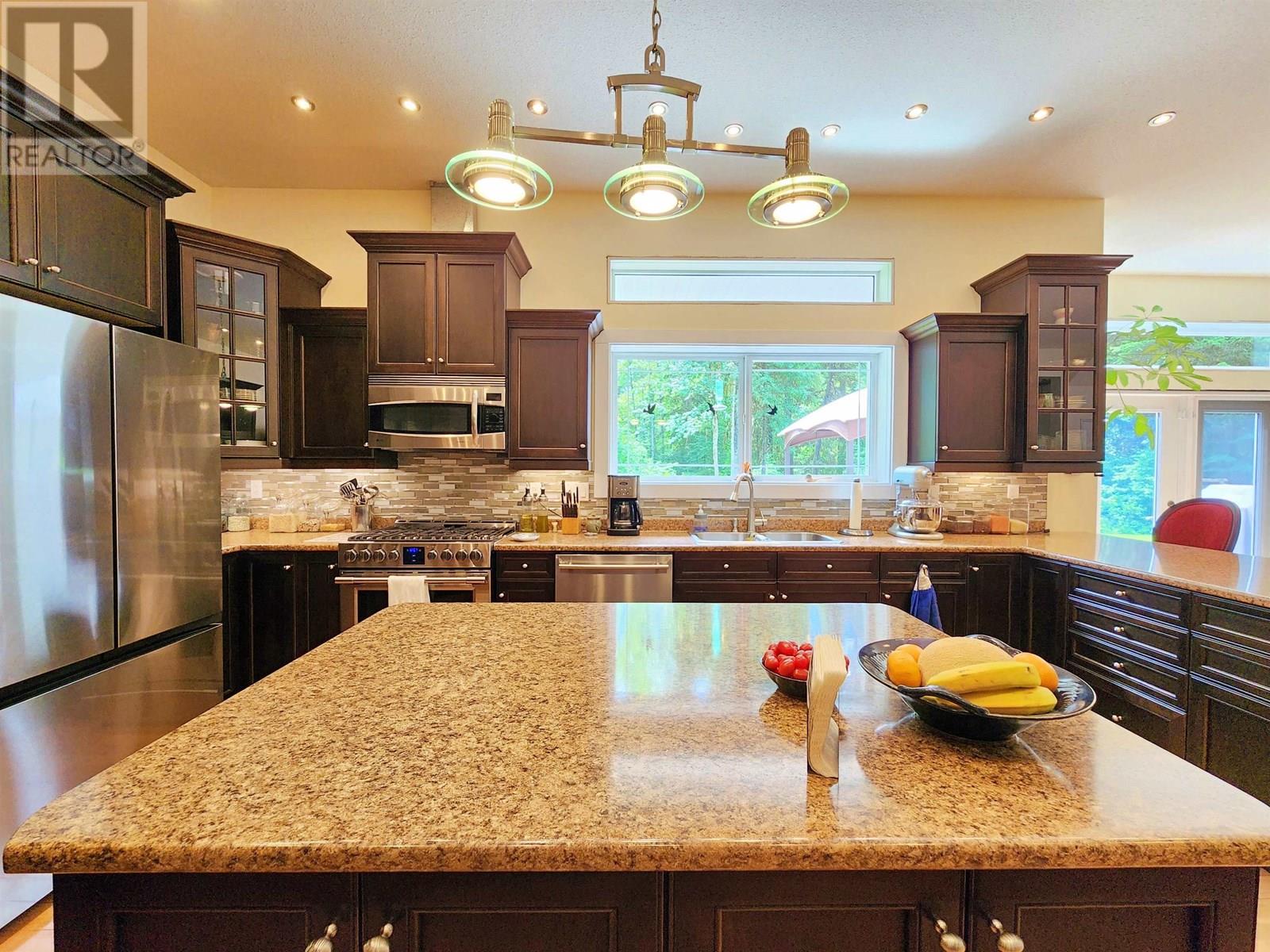 4762 CAROLYN ROAD, Quesnel