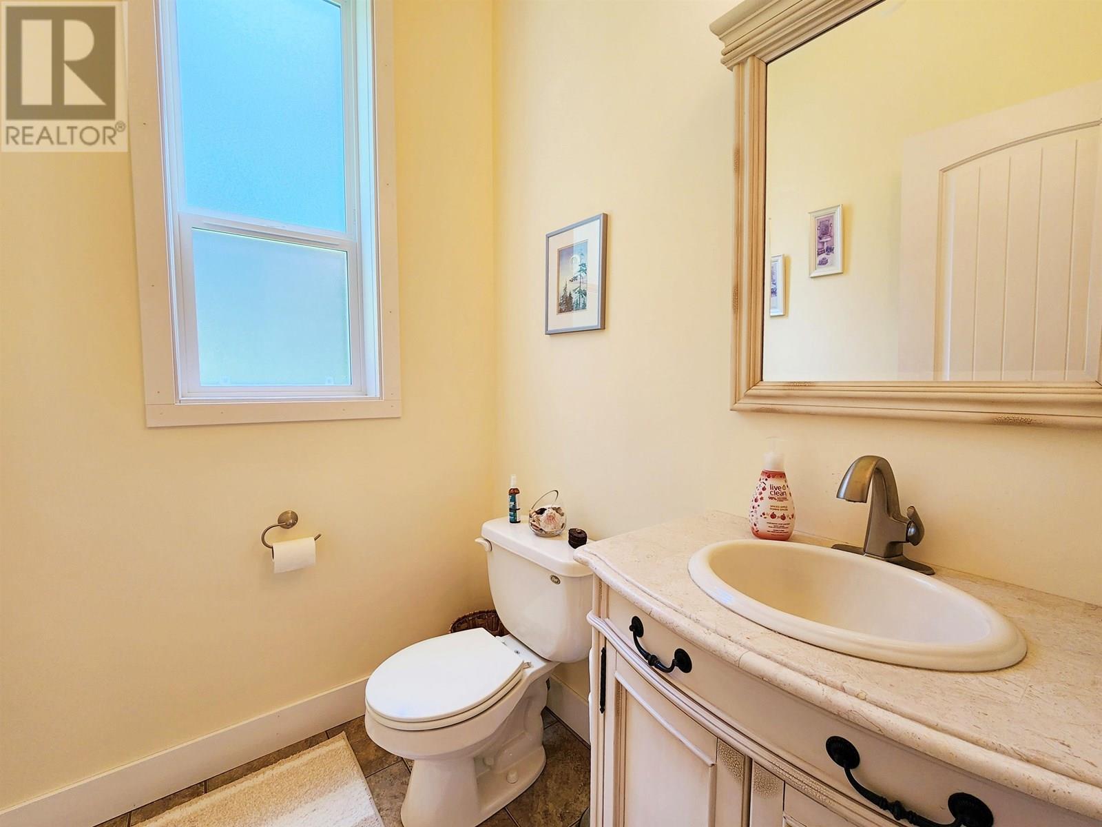 4762 CAROLYN ROAD, Quesnel