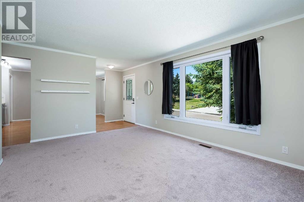 Single Family House Bungalow for Sale in  Macewan Park Road NW MacEwan Glen Calgary 