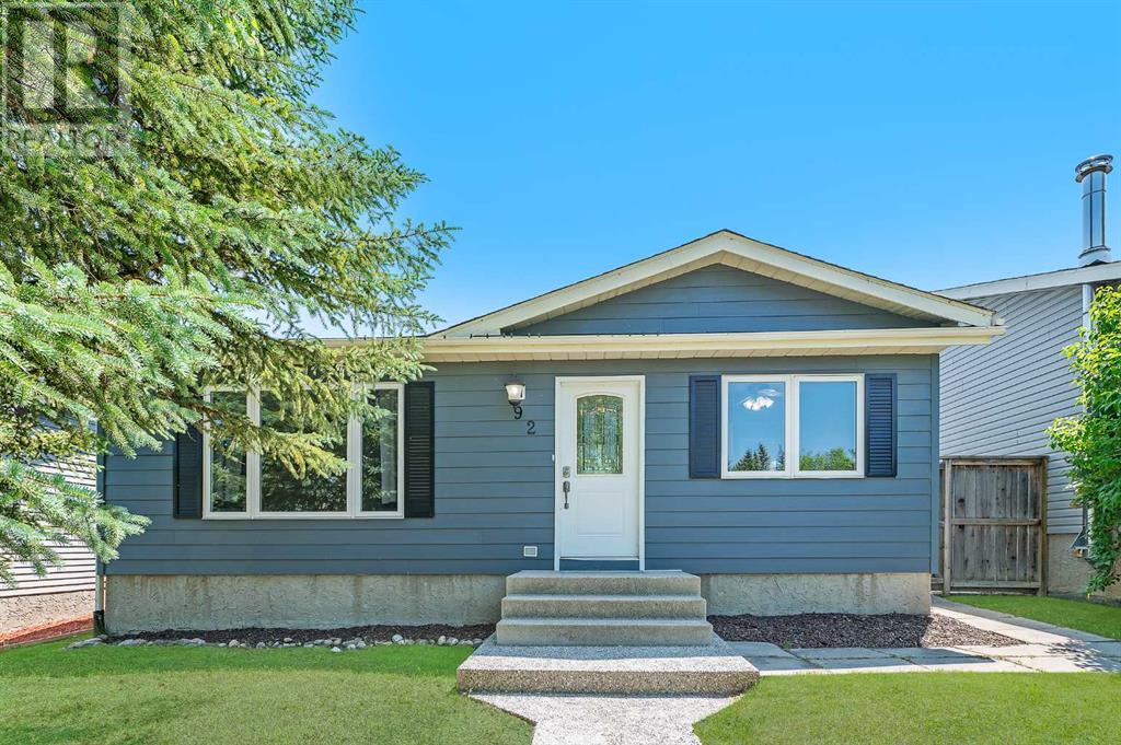 Single Family House Bungalow for Sale in  Macewan Park Road NW MacEwan Glen Calgary 