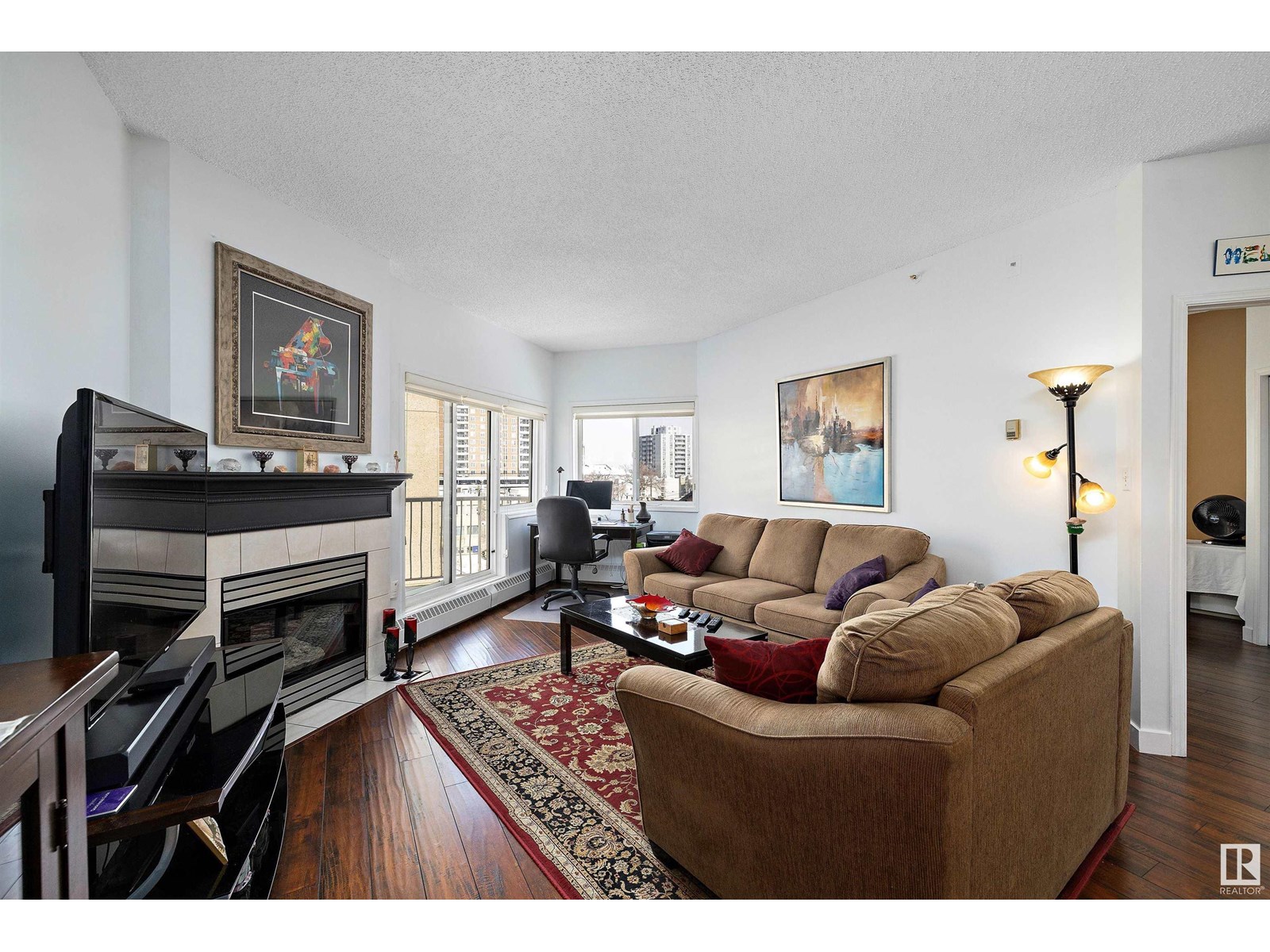 Photo 13 of 503 11716 100 Av Nw, Edmonton AB
