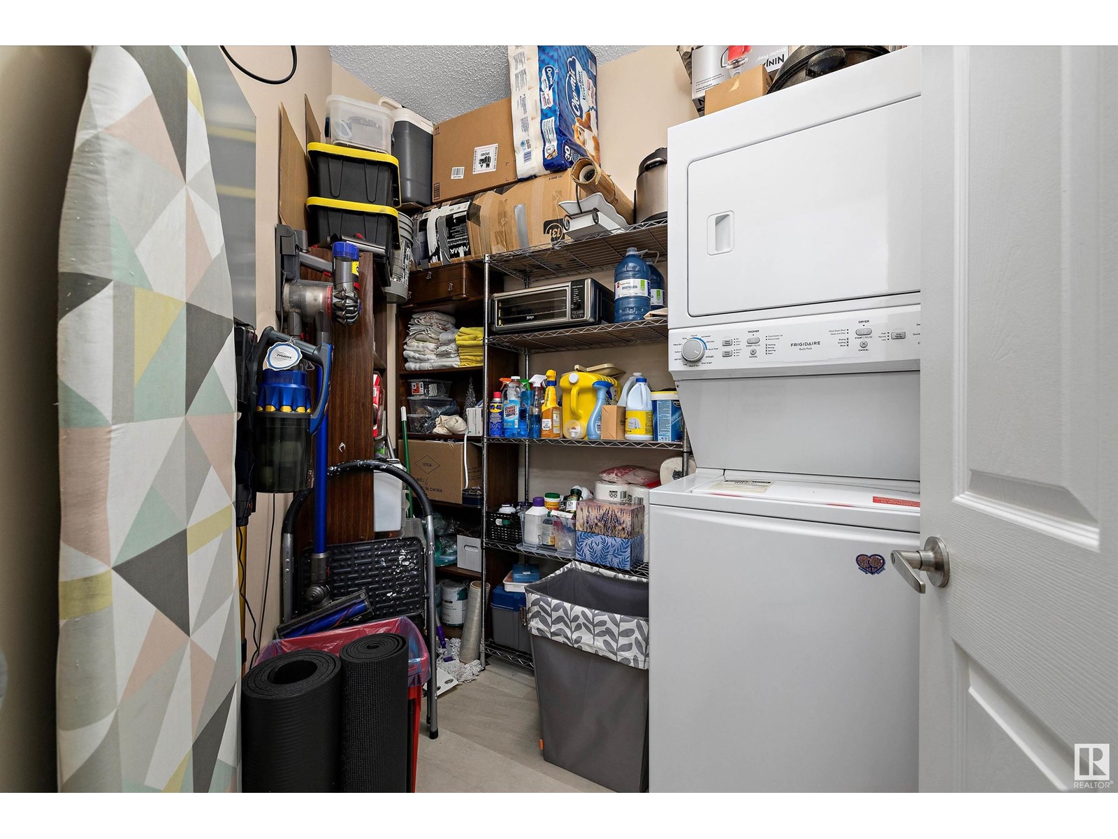 Photo 30 of 503 11716 100 Av Nw, Edmonton AB