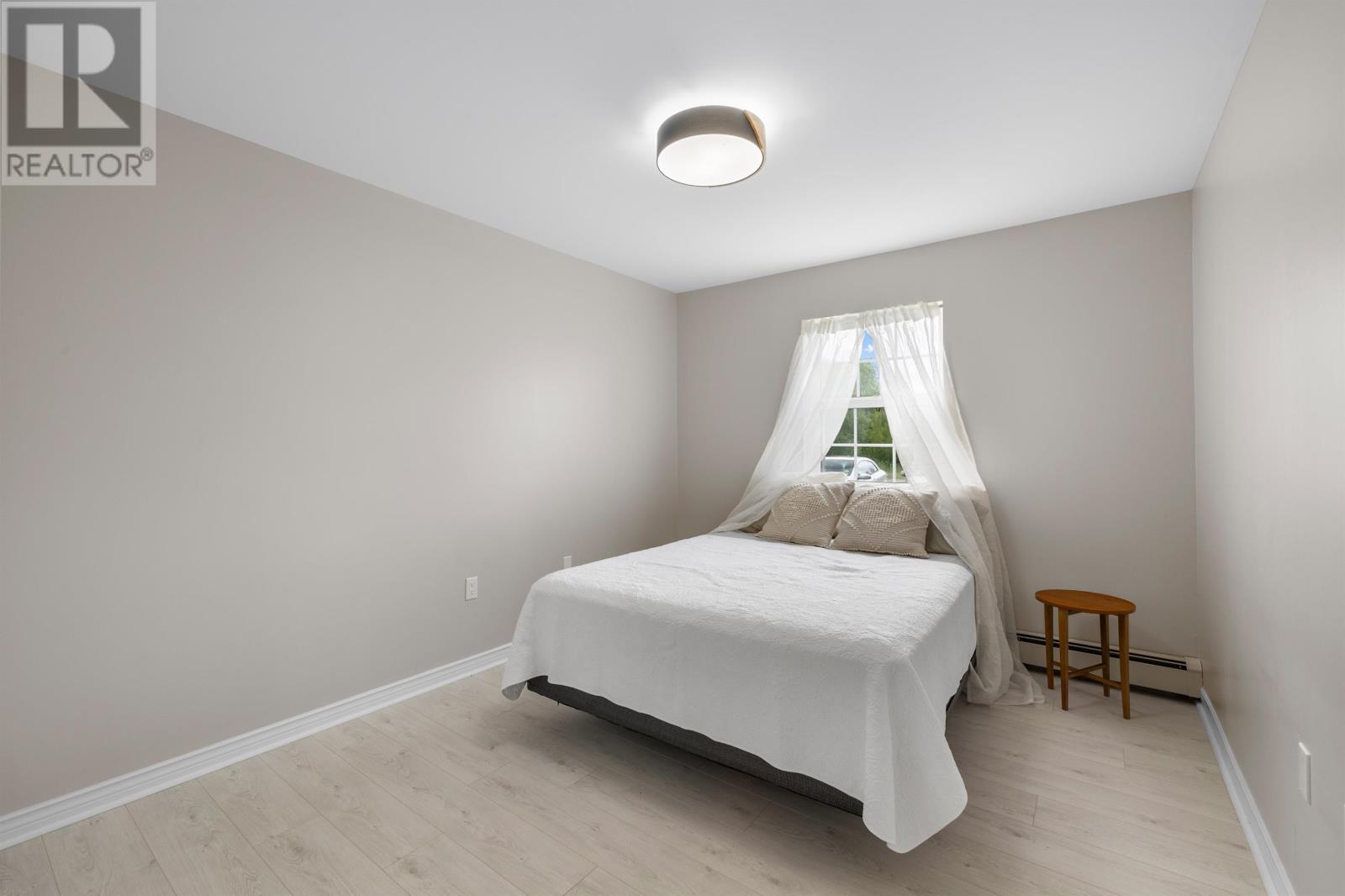 Photo 13 of 110 4 24 Waterview Heights, Charlottetown PE