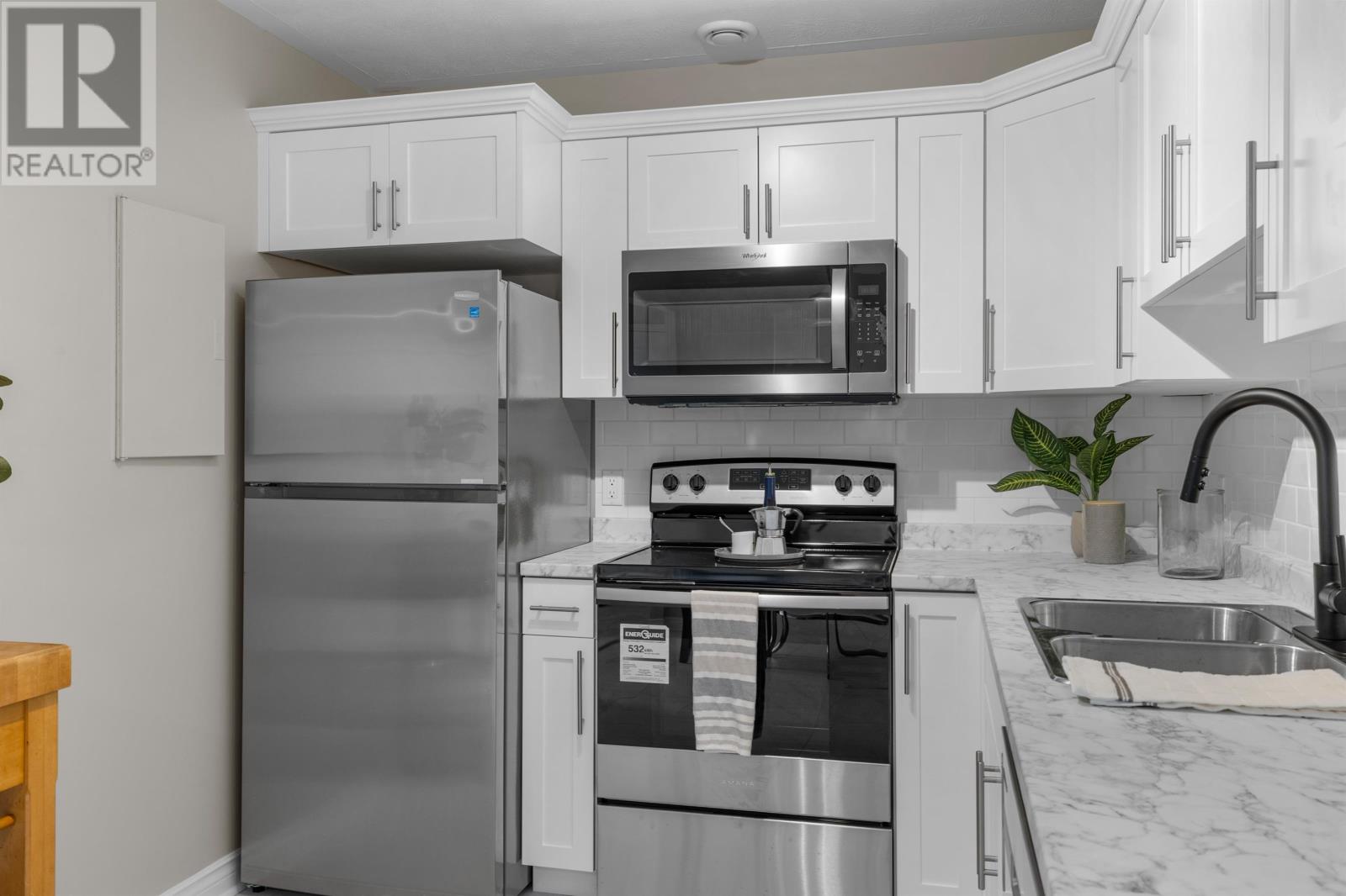 Photo 7 of 110 4 24 Waterview Heights, Charlottetown PE