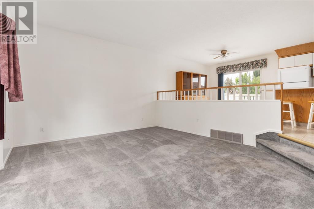 Single Family House Bungalow for Sale in   Avenue Victoria Park Camrose 