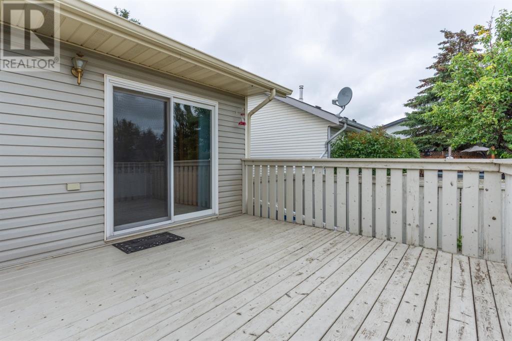 Single Family House Bungalow for Sale in   Avenue Victoria Park Camrose 