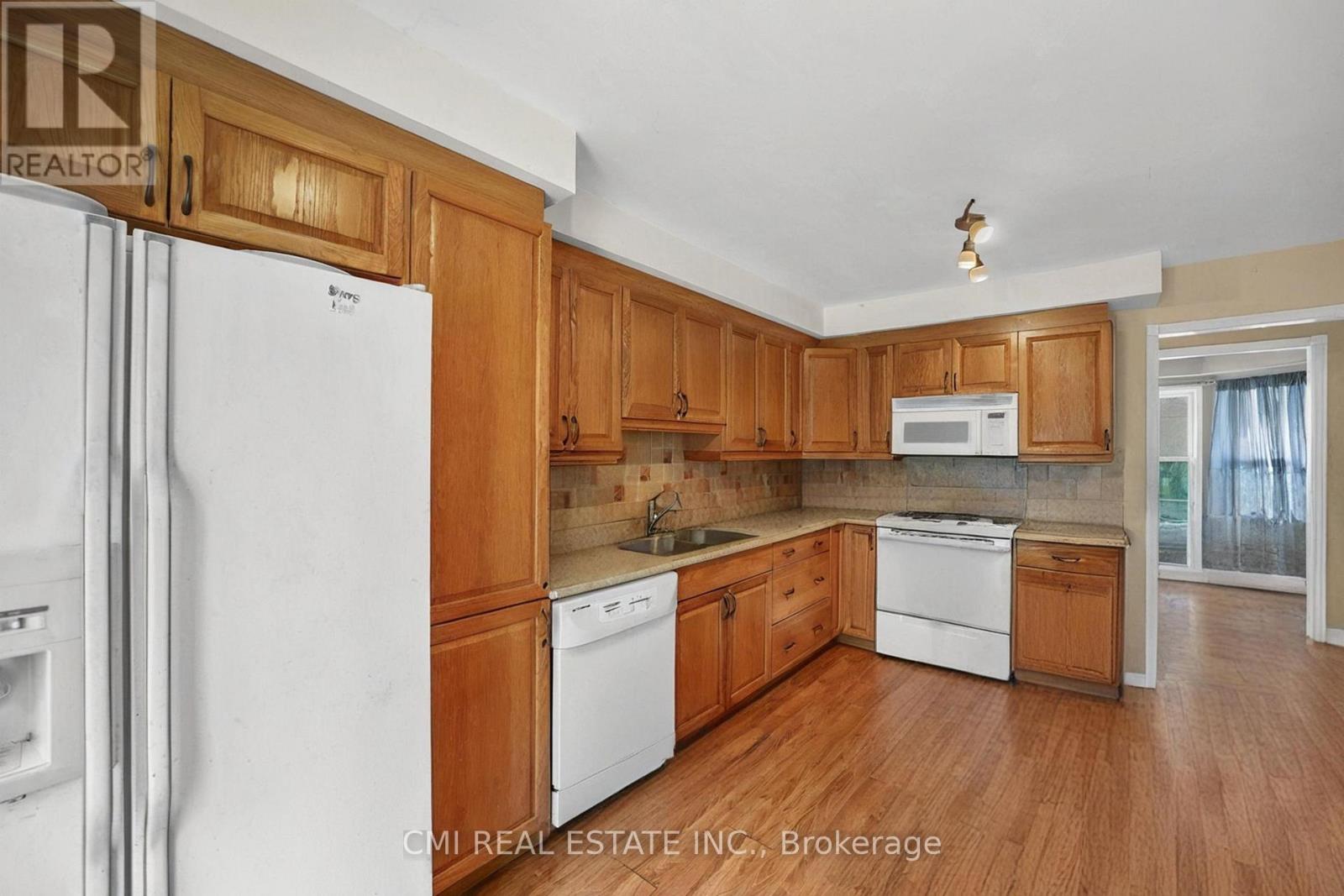 Photo 29 of 864 Lebanon Drive, Innisfil ON