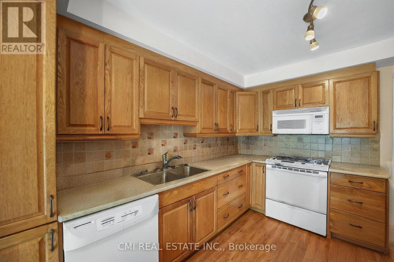 Photo 36 of 864 Lebanon Drive, Innisfil ON