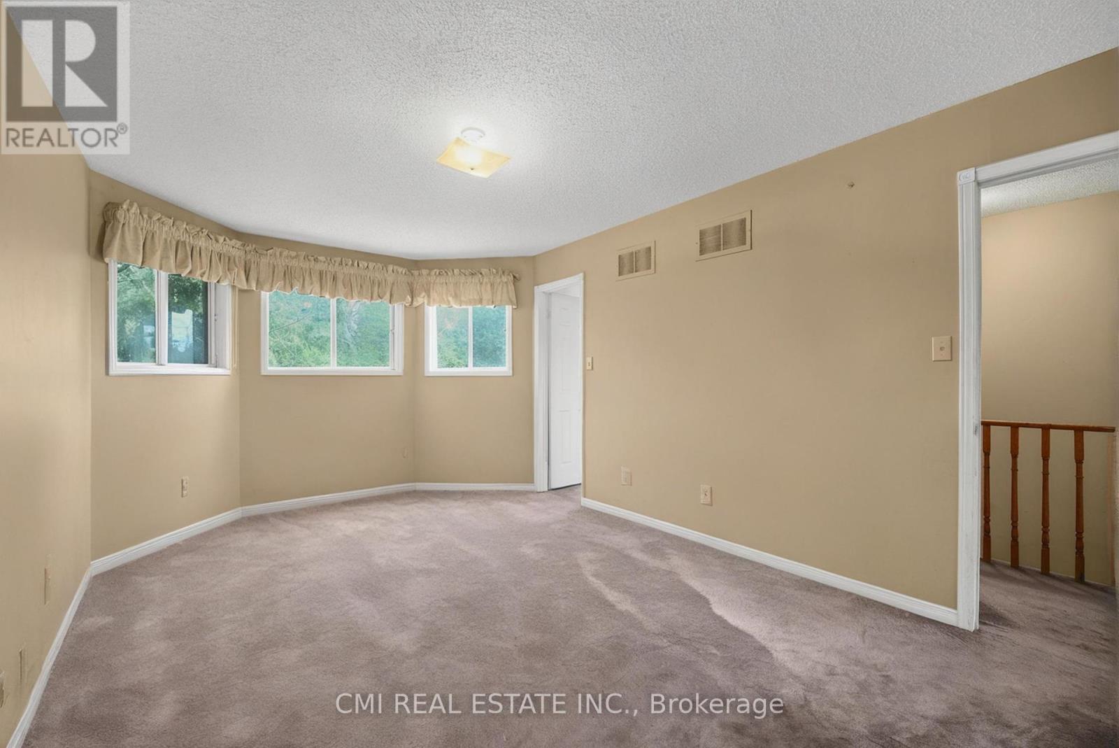 Photo 33 of 864 Lebanon Drive, Innisfil ON