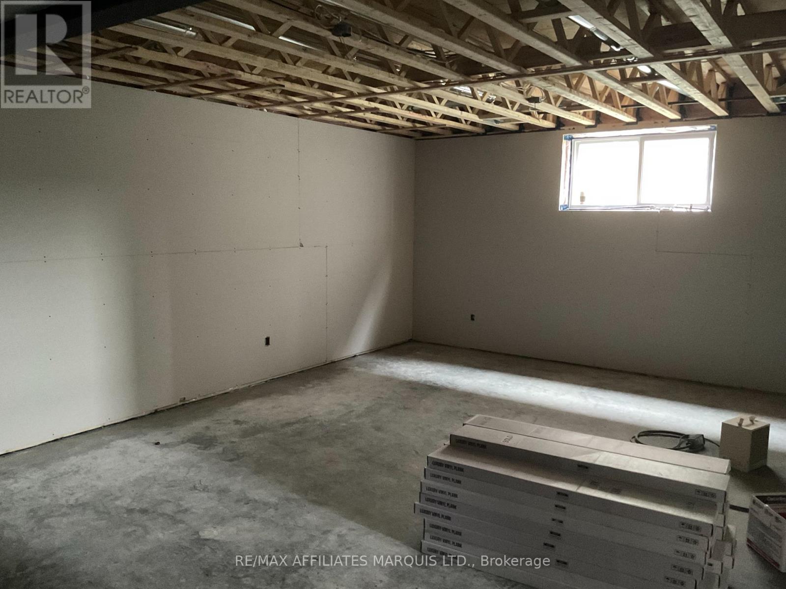 Photo 14 of 180 Emily Jade Crescent, Cornwall ON