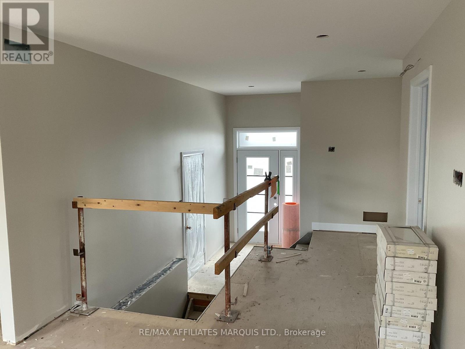 Photo 4 of 180 Emily Jade Crescent, Cornwall ON