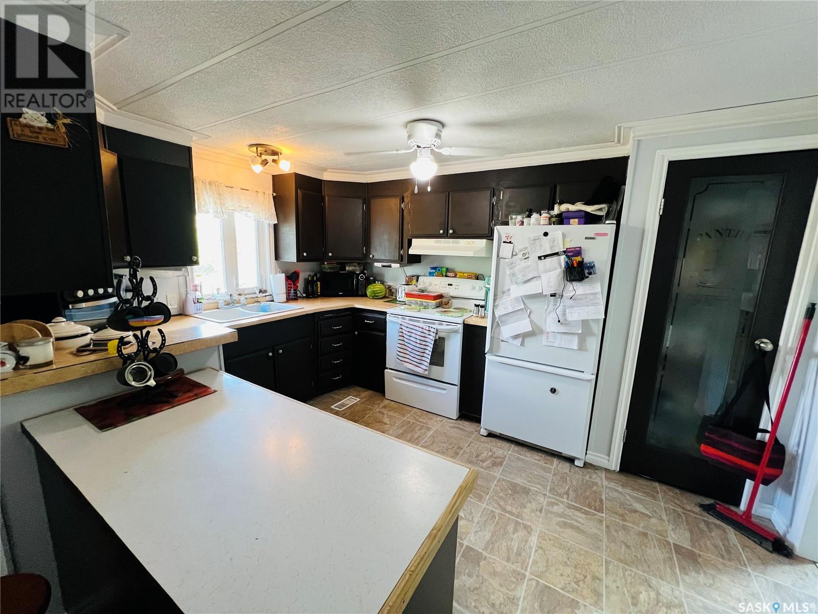 Single Family House Mobile Home for Sale in #   th AVENUE NW Swift Current 