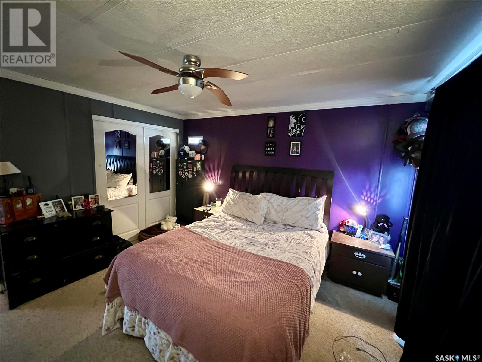 Single Family House Mobile Home for Sale in #   th AVENUE NW Swift Current 