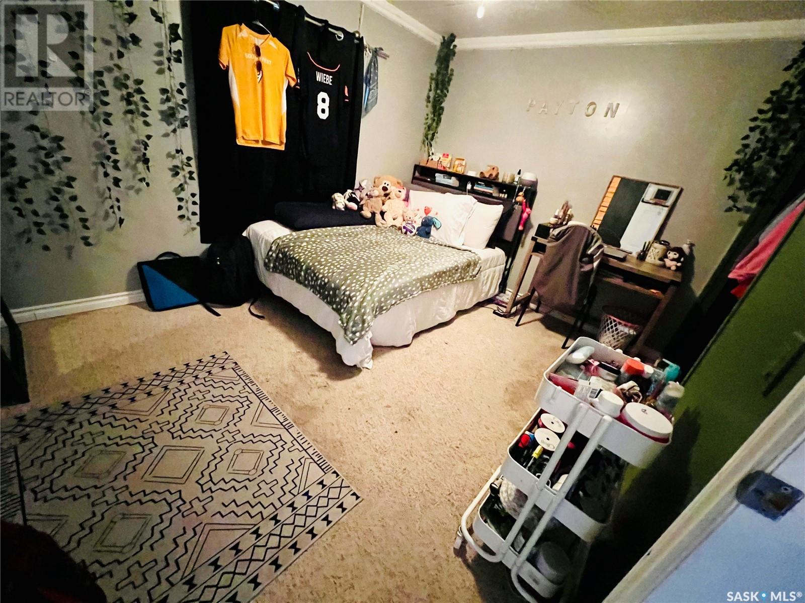 Single Family House Mobile Home for Sale in #   th AVENUE NW Swift Current 