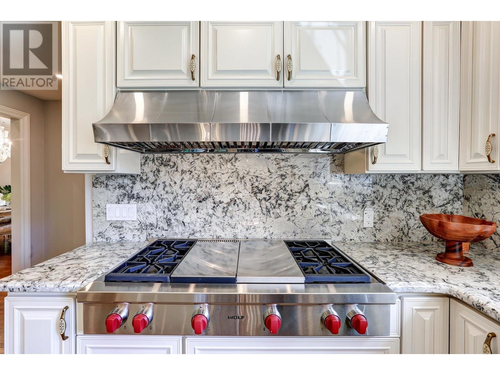 4538 ANGUS DRIVE, Vancouver