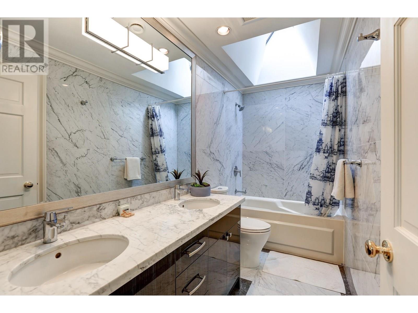 4538 ANGUS DRIVE, Vancouver