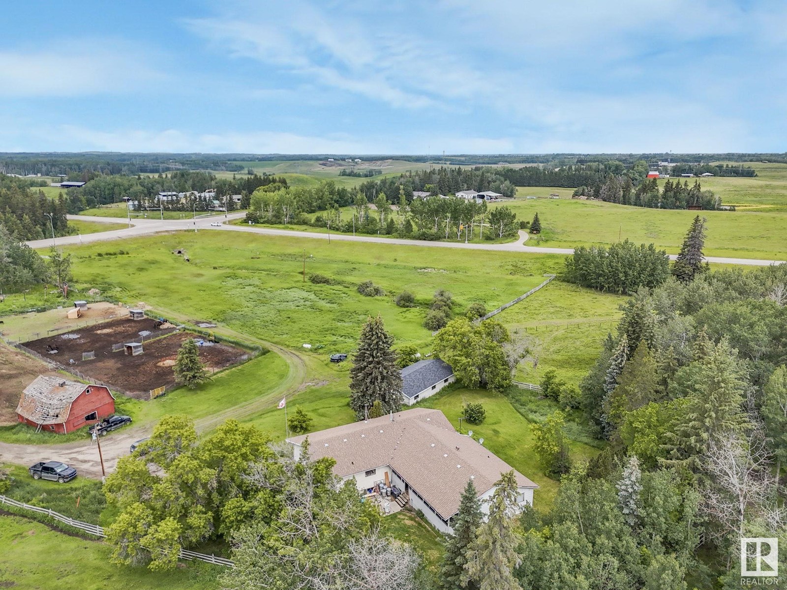 Photo 9 of 51531 Highway 770, Rural Parkland County AB