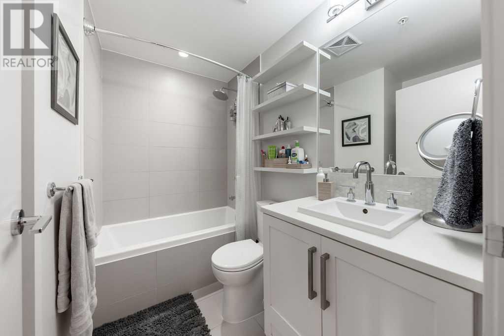 Single Family House for Sale in    Street NE Bridgeland/Riverside Calgary 