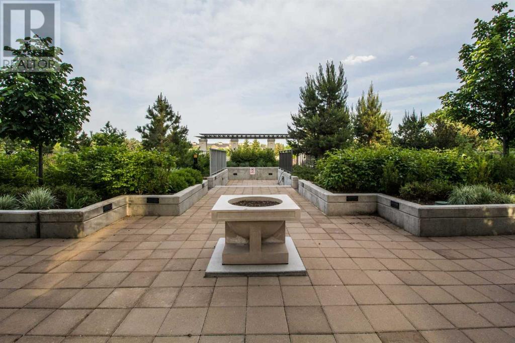 Single Family House for Sale in    Street NE Bridgeland/Riverside Calgary 