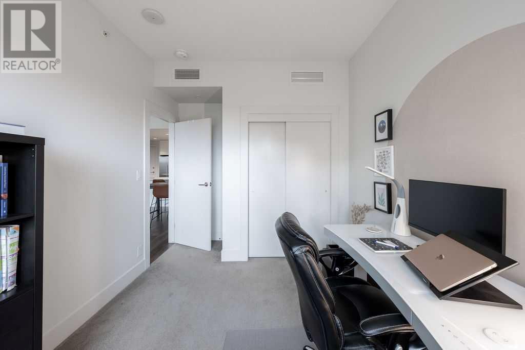 Single Family House for Sale in    Street NE Bridgeland/Riverside Calgary 