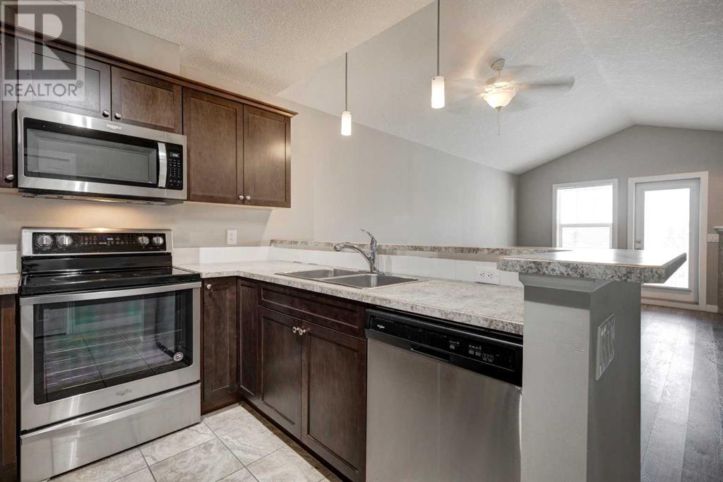 415, 1408 17 Street SE, Calgary, Alberta