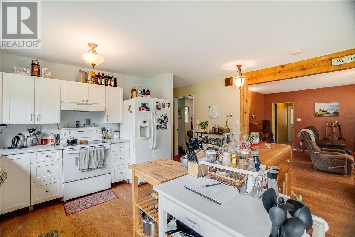 3814 PASSMORE UPPER ROAD - 22